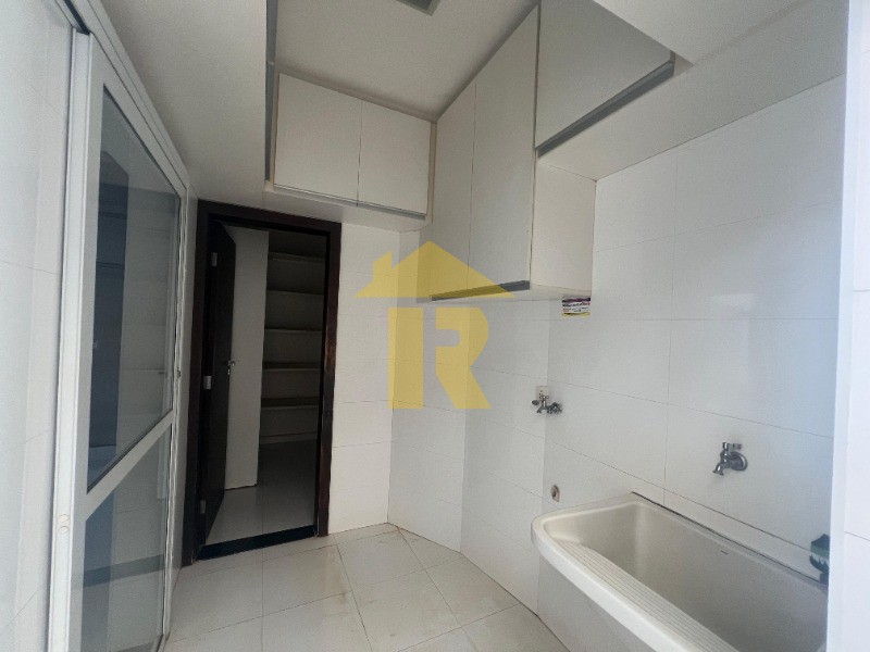 Casa de Condomínio com 4 quartos à venda e aluguel, 268m² — foto 19 de 34