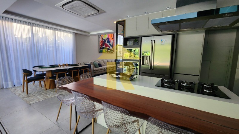 Casa com 5 quartos à venda, 384m² — foto 14 de 61