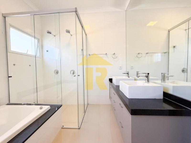 Casa de Condomínio com 3 quartos à venda, 270m² — foto 27 de 38