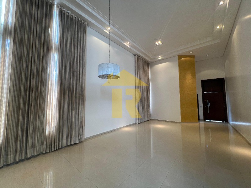 Casa de Condomínio com 4 quartos à venda e aluguel, 268m² — foto 4 de 34