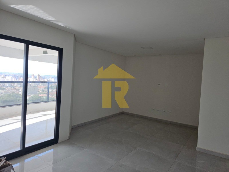 Apartamento com 3 quartos à venda, 133m² — foto 4 de 17