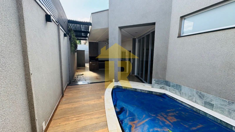 Casa de Condomínio com 3 quartos à venda, 220m² — foto 17 de 40