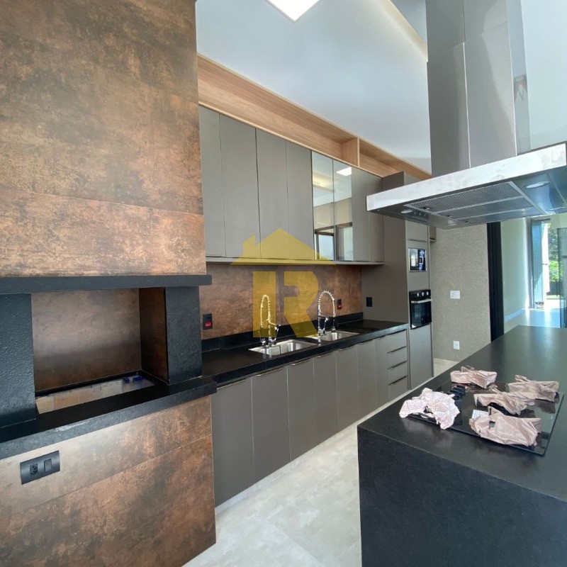 Casa de Condomínio com 4 quartos à venda, 285m² — foto 11 de 17