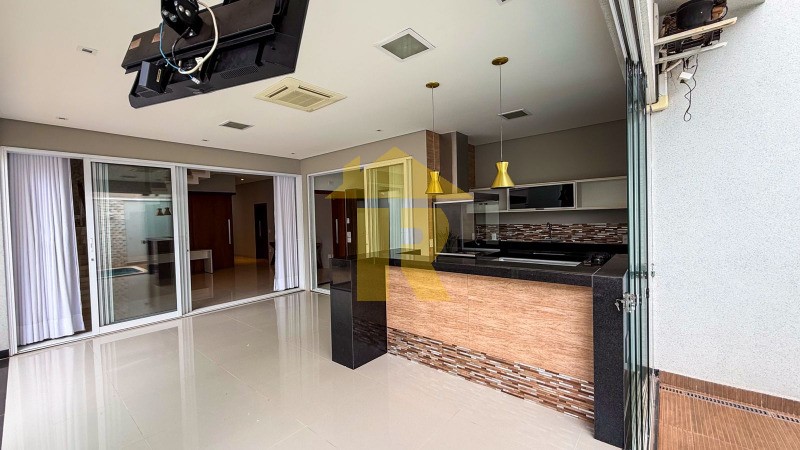 Casa de Condomínio com 4 quartos à venda, 305m² — foto 11 de 27