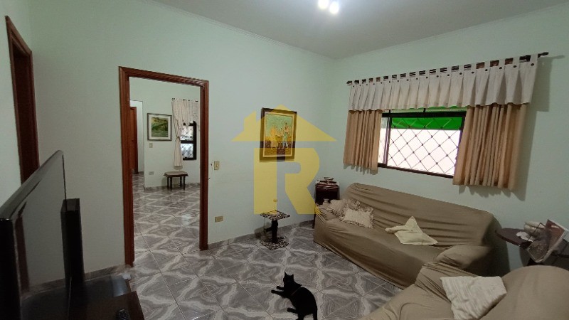 Casa com 4 quartos à venda, 256m² — foto 8 de 13