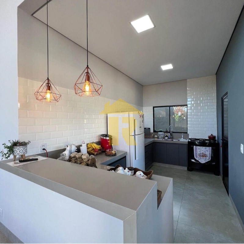 Casa de Condomínio com 3 quartos à venda, 210m² — foto 4 de 15