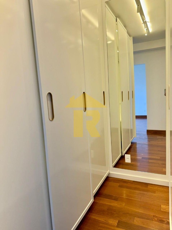 Apartamento com 3 quartos à venda, 198m² — foto 36 de 40