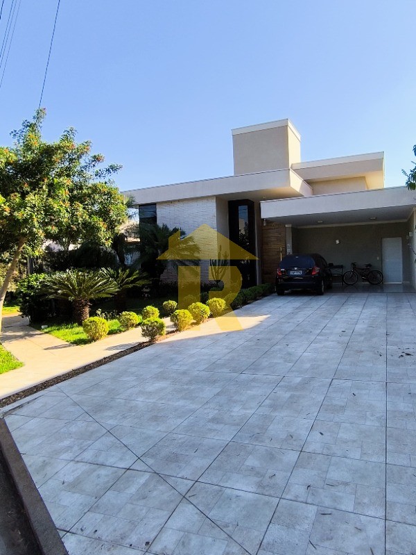 Casa de Condomínio com 3 quartos à venda e aluguel, 215m² — foto 1 de 26