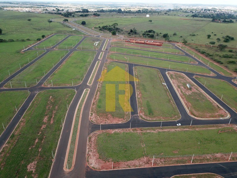 Terreno / Lote / Condomínio  à venda, 200m² — foto 12 de 28