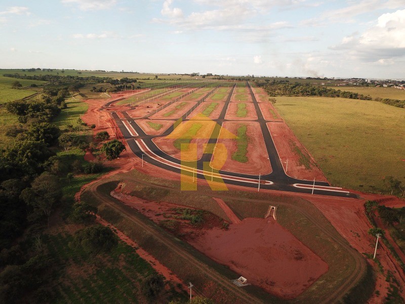 Terreno / Lote / Condomínio  à venda, 200m² — foto 3 de 28