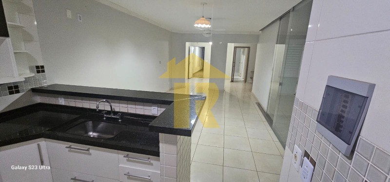 Casa de Condomínio com 3 quartos à venda e aluguel, 120m² — foto 4 de 17
