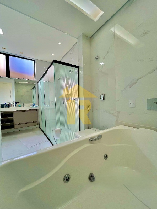 Casa de Condomínio com 4 quartos à venda, 260m² — foto 22 de 28