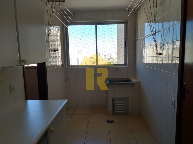Apartamento com 3 quartos à venda, 190m² — foto 10 de 26