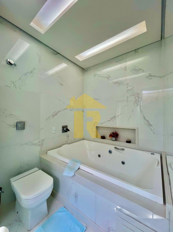 Casa de Condomínio com 4 quartos à venda, 260m² — foto 24 de 28
