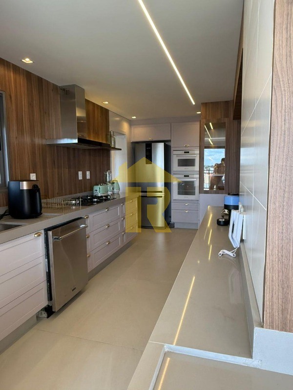 Apartamento com 3 quartos à venda, 198m² — foto 25 de 40