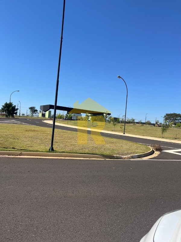 Terreno / Lote / Condomínio  à venda, 405m² — foto 3 de 16