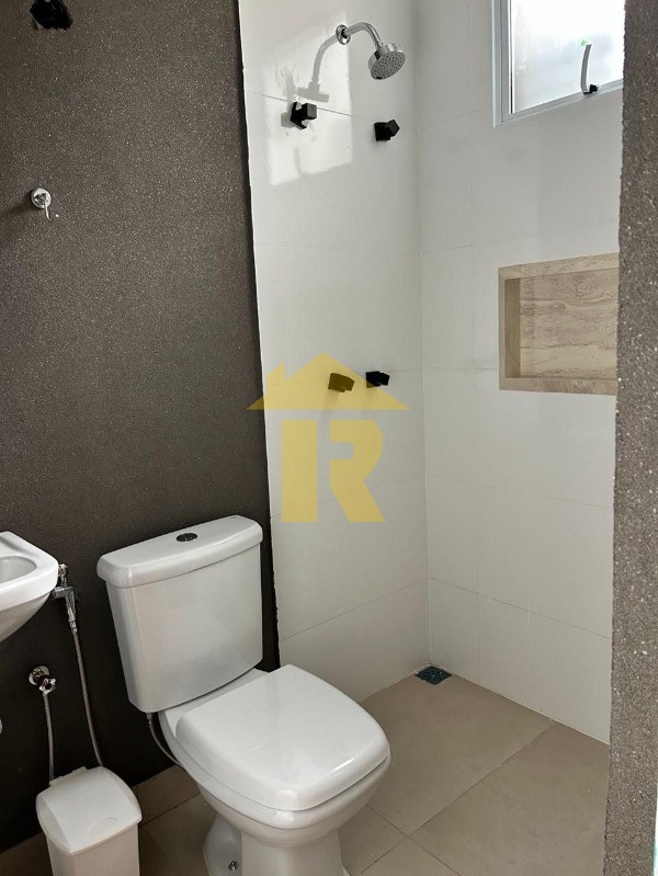 Casa de Condomínio com 4 quartos à venda, 330m² — foto 15 de 24