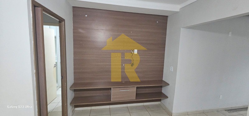 Casa de Condomínio com 3 quartos à venda e aluguel, 120m² — foto 2 de 17