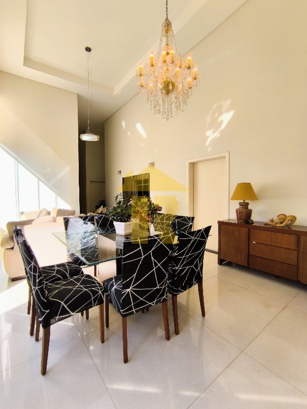 Casa de Condomínio com 3 quartos à venda e aluguel, 215m² — foto 7 de 26