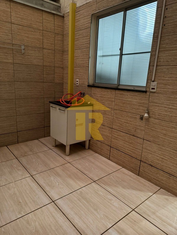 Apartamento com 2 quartos à venda, 60m² — foto 4 de 10