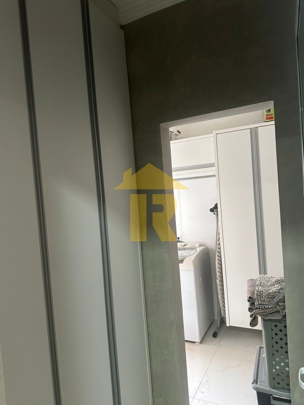 Casa de Condomínio com 3 quartos à venda, 250m² — foto 10 de 16