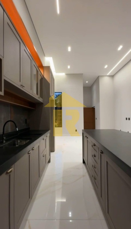 Casa com 3 quartos à venda, 127m² — foto 13 de 28