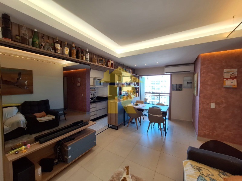 Apartamento com 3 quartos à venda, 80m² — foto 1 de 24