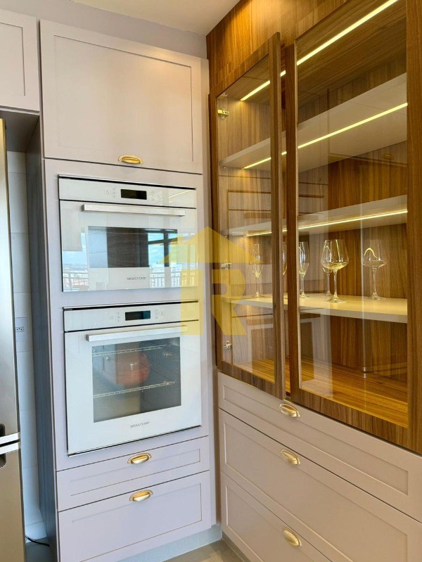 Apartamento com 3 quartos à venda, 198m² — foto 26 de 40