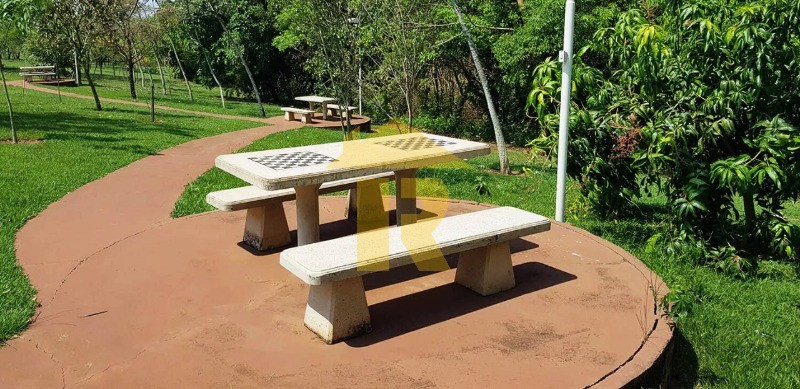 Terreno / Lote / Condomínio  à venda, 1060m² — foto 6 de 11