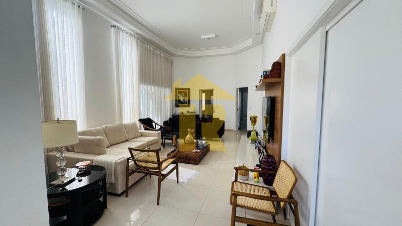 Casa de Condomínio com 3 quartos à venda, 200m² — foto 7 de 28