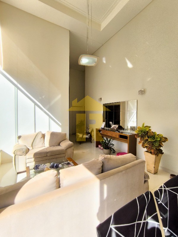 Casa de Condomínio com 3 quartos à venda e aluguel, 215m² — foto 6 de 26