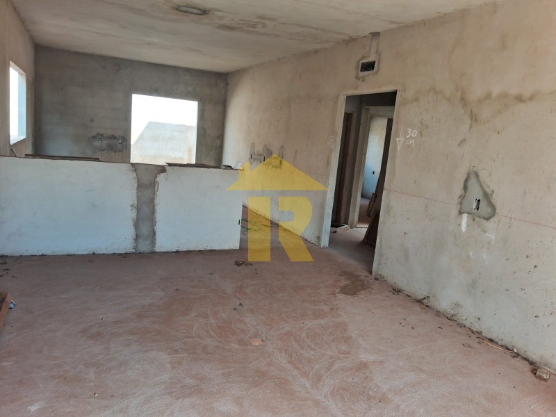 Casa com 3 quartos à venda, 100m² — foto 8 de 16