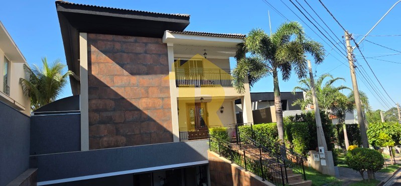 Casa de Condomínio com 4 quartos à venda, 438m² — foto 1 de 50
