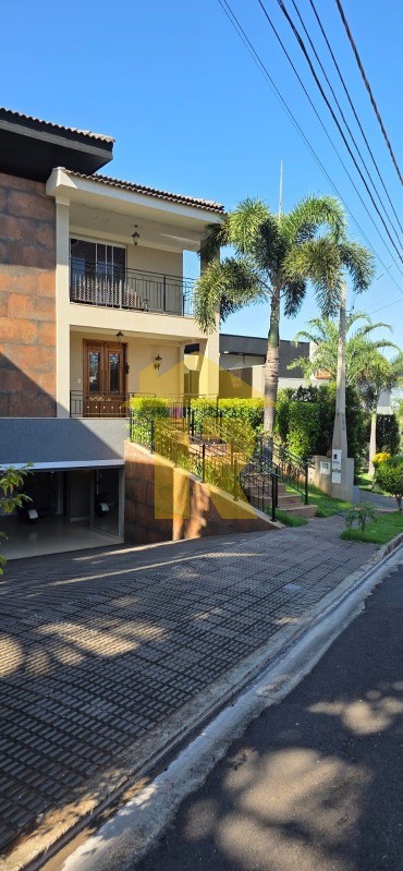 Casa de Condomínio com 4 quartos à venda, 438m² — foto 3 de 50