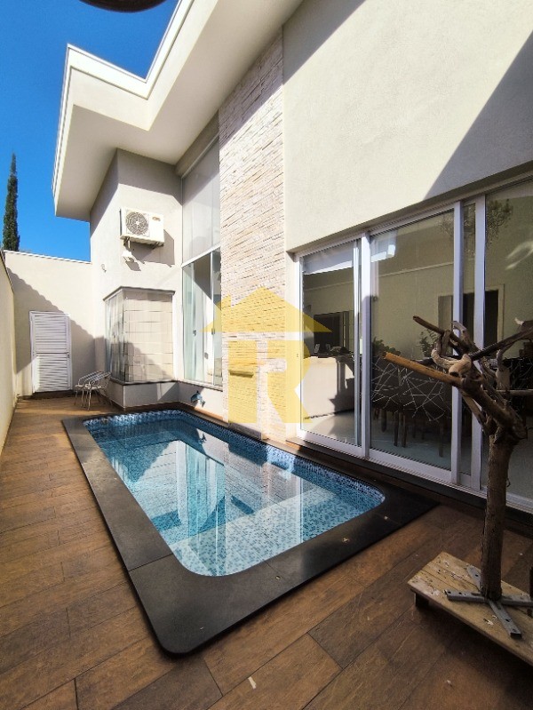 Casa de Condomínio com 3 quartos à venda e aluguel, 215m² — foto 16 de 26