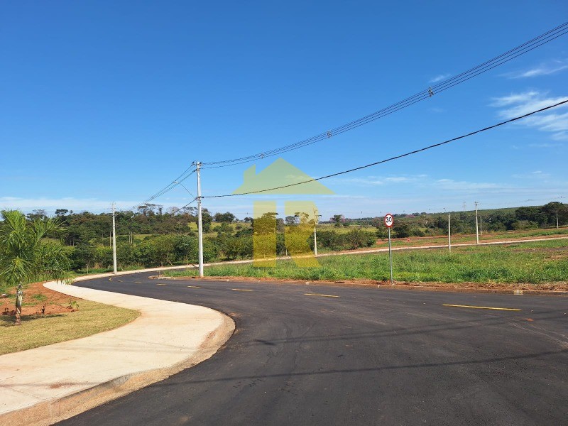 Terreno / Lote / Condomínio  à venda, 200m² — foto 7 de 7