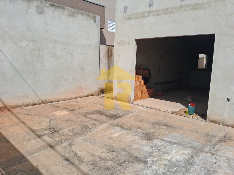 Casa com 3 quartos à venda, 100m² — foto 15 de 16
