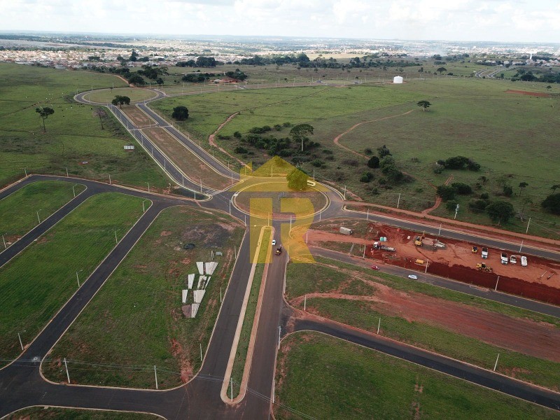 Terreno / Lote / Condomínio  à venda, 200m² — foto 10 de 28