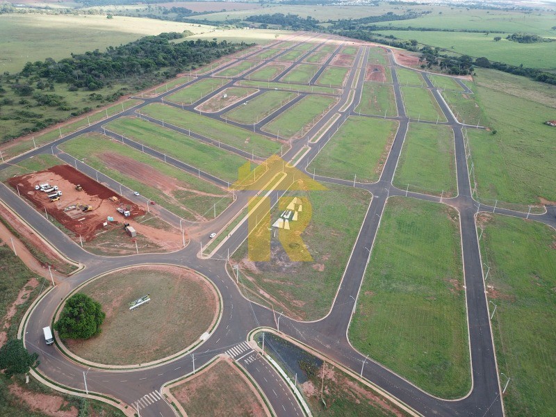 Terreno / Lote / Condomínio  à venda, 200m² — foto 12 de 28