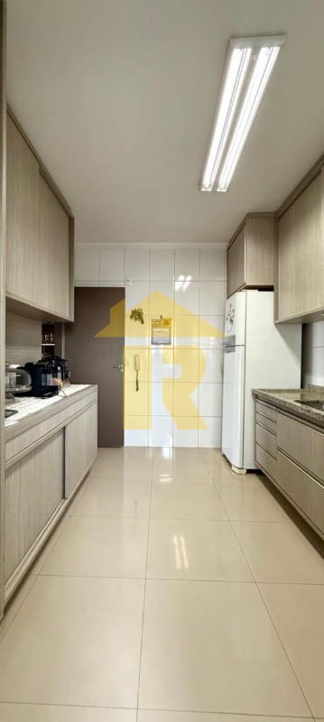 Apartamento com 2 quartos à venda, 93m² — foto 16 de 25