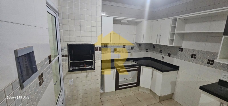 Casa de Condomínio com 3 quartos à venda e aluguel, 120m² — foto 6 de 17