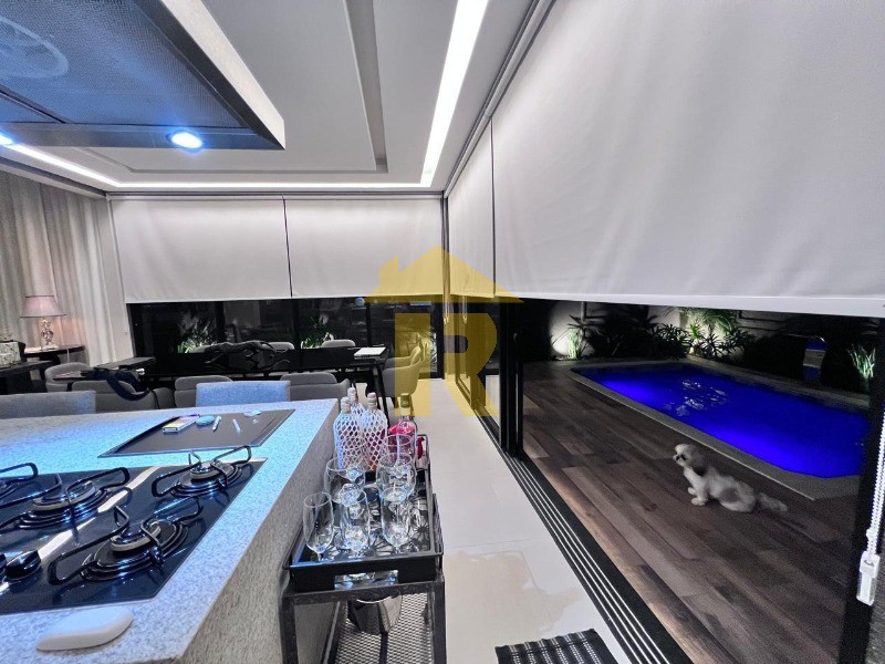 Casa de Condomínio com 3 quartos à venda, 220m² — foto 22 de 36