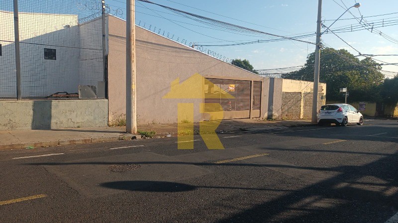 Casa com 1 quarto à venda, 60m² — foto 3 de 27