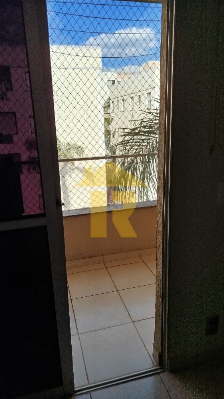 Apartamento com 2 quartos à venda, 50m² — foto 2 de 16