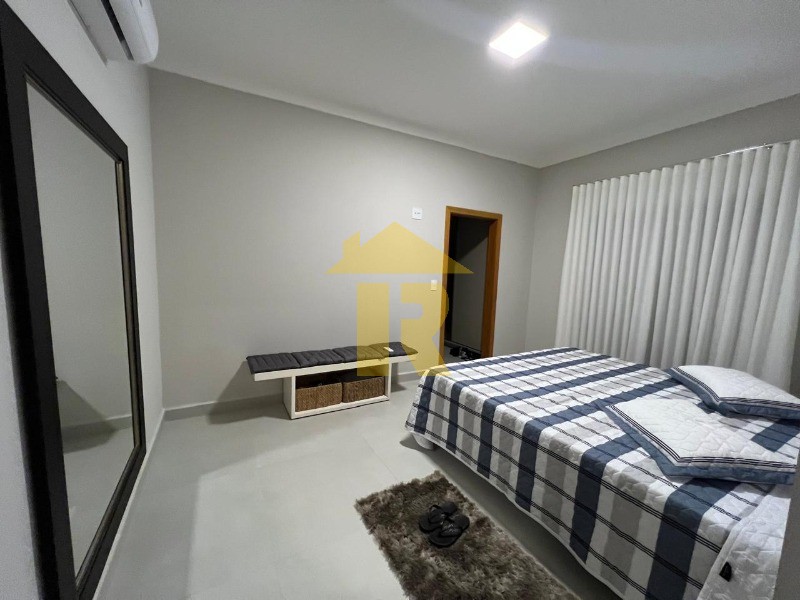 Casa de Condomínio com 3 quartos à venda, 220m² — foto 33 de 36