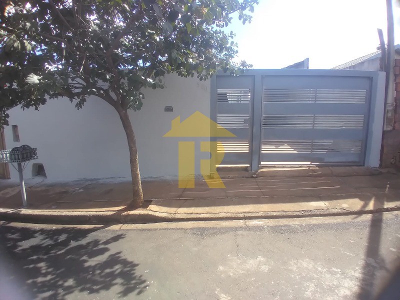 Casa com 2 quartos à venda, 40m² — foto 2 de 20