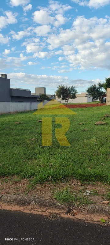 Terreno / Lote / Condomínio  à venda, 366m² — foto 4 de 21