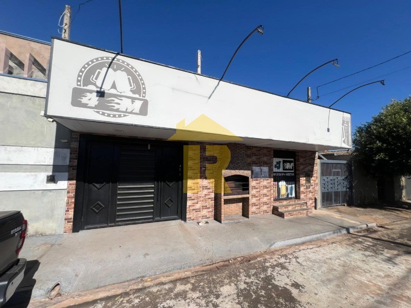 Casa com 2 quartos à venda, 80m² — foto 1 de 23