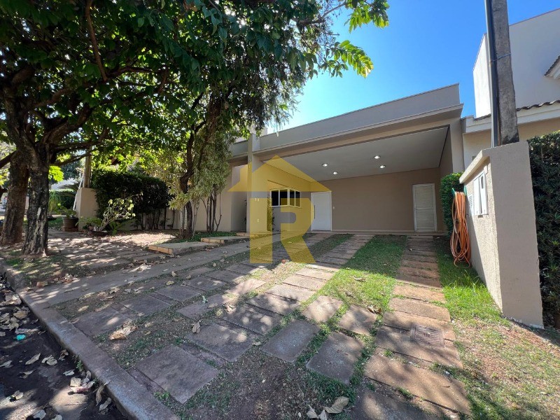Casa de Condomínio com 4 quartos à venda e aluguel, 223m² — foto 1 de 29