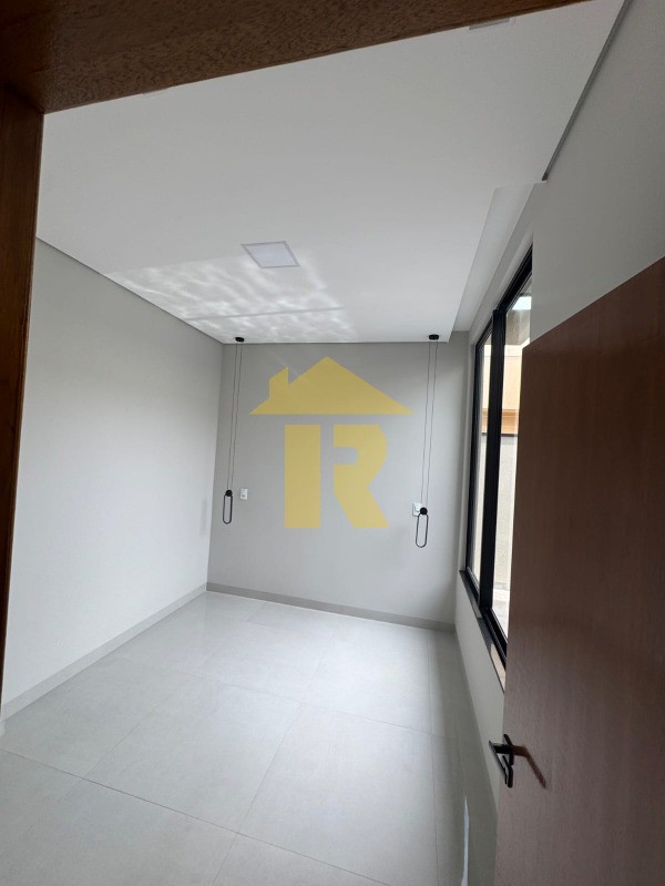 Casa com 3 quartos à venda, 130m² — foto 9 de 20